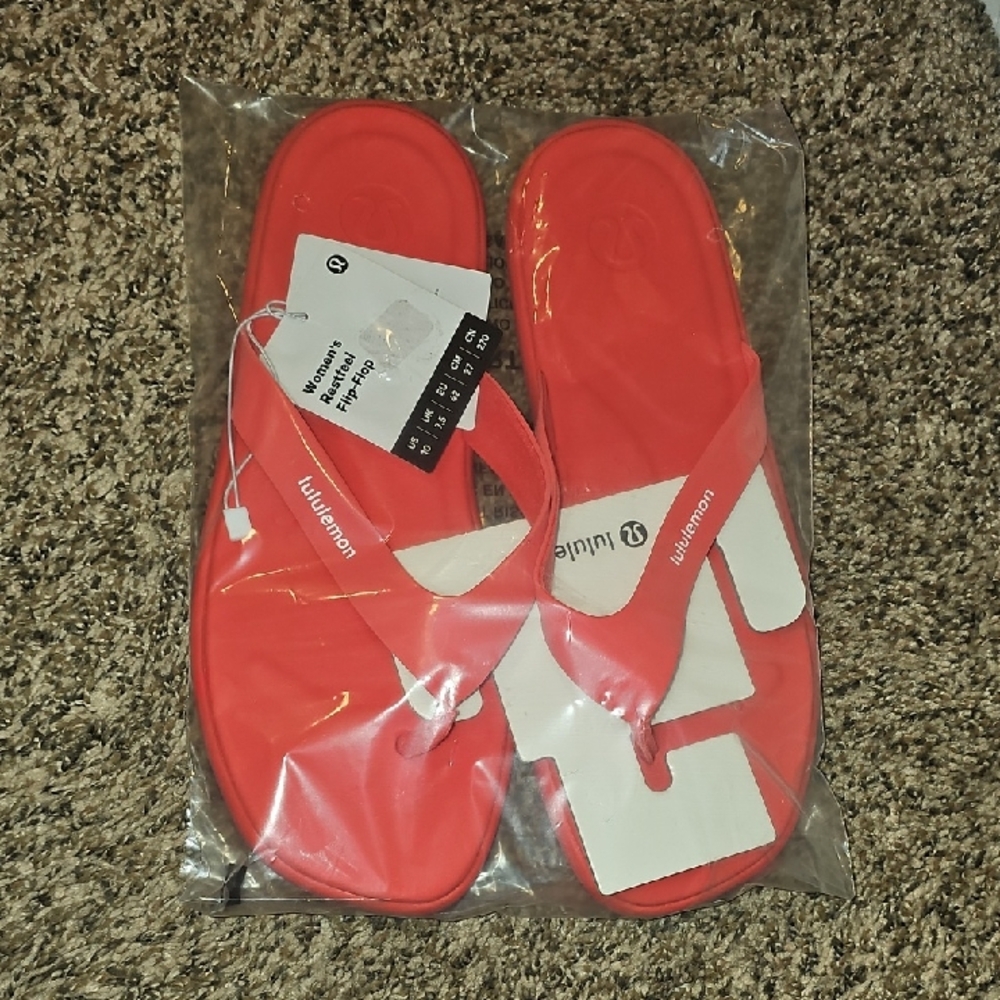 Lululemon Womens Restfeel Flip Flop. Sz 10. Red Glow!! Nwts